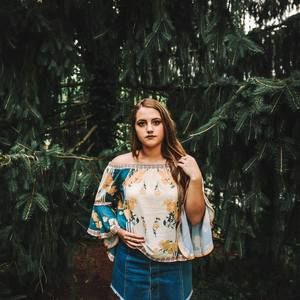 Meet your Posher, Hannah